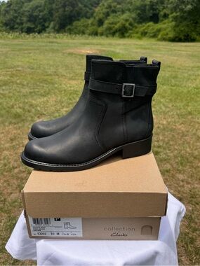 Ladies Clarks Orinoco Bend Black Leather Ankle Boots with Buckle Strap